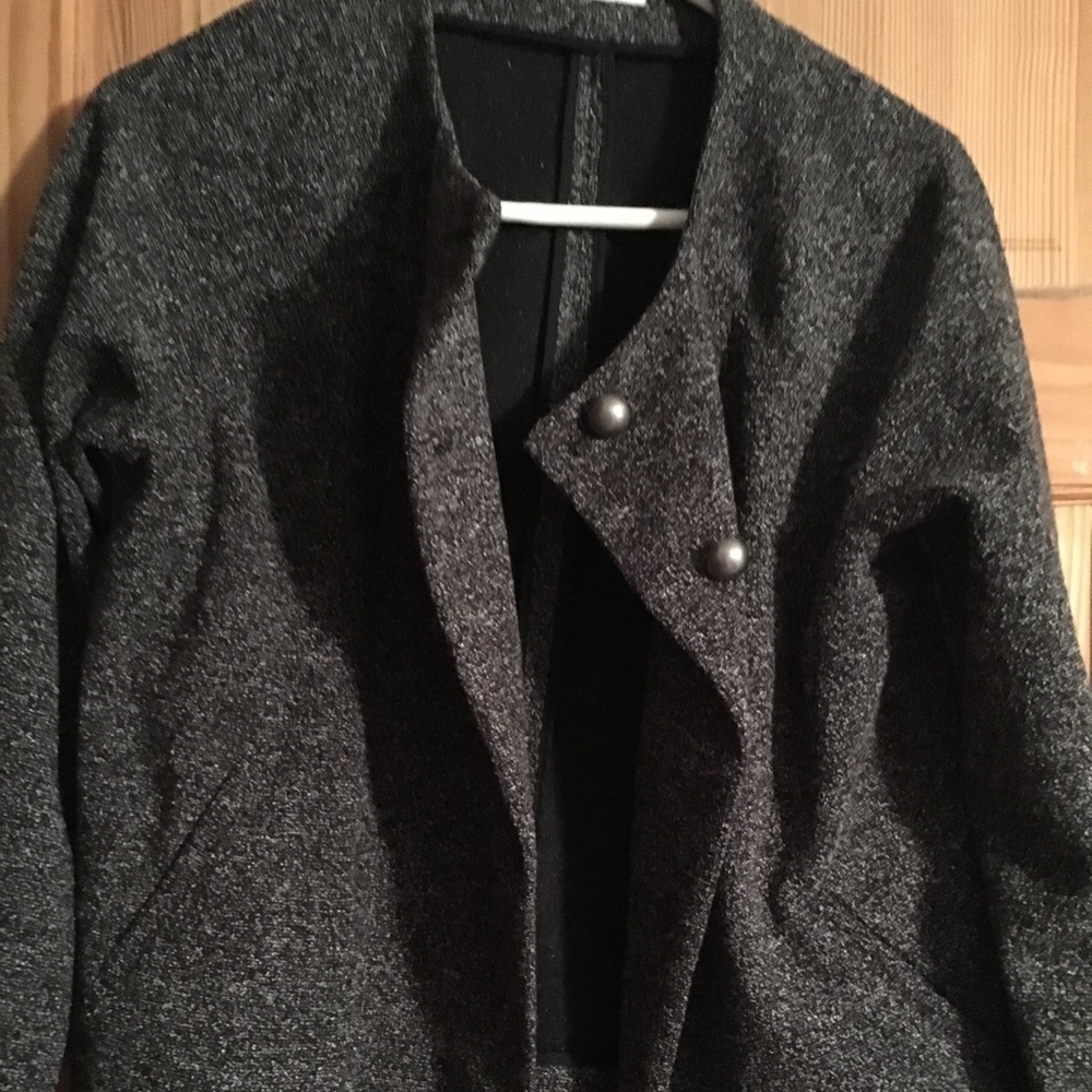 Tweed button up coat